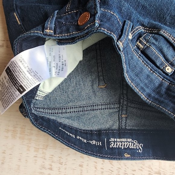 Signature Levi jeans - Picture 2 of 3